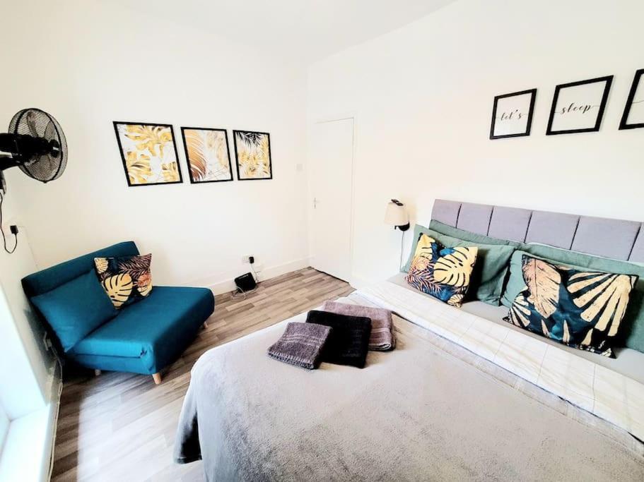 One Bedroom Apartment With A Terrace In Angel لندن المظهر الخارجي الصورة